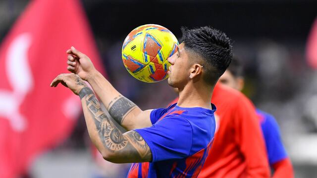 Alan Pulido, futbolista de Chivas.