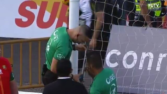 Partido es noticia mundial porque una portería era más grande que la otra.