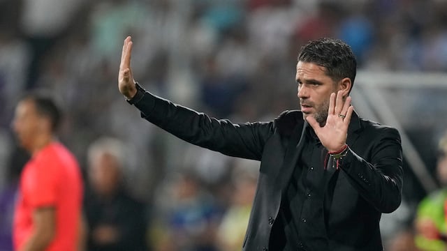 Fernando Gago fue despedido como DT de Boca Juniors tras perder el Súper Clásico ante River Plate.