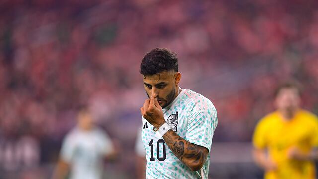 Alexis Vega con Selección Mexicana