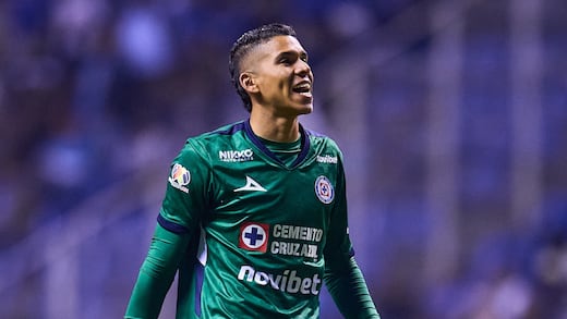 Kevin Mier reaparece con Cruz Azul tras fuerte lesión en la Liga MX