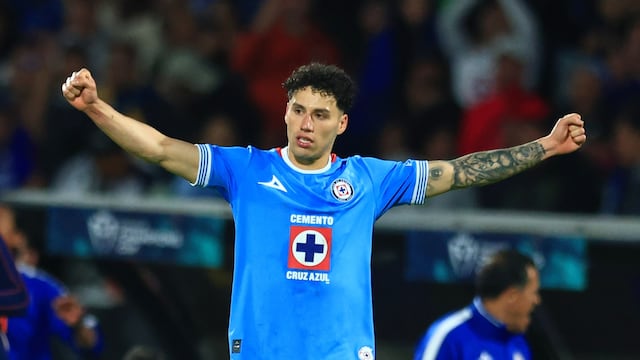 ¡Alerta Cruz Azul! Paok abre negociaciones para llevarse a Jorge Sánchez.